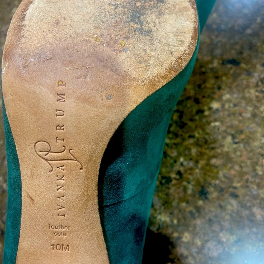 Ivanka Trump Green Heels Elegant Formal Footwear